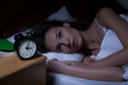 Zašto se posle 40. budite baš oko 3 ujutru? Ovaj problem može imati veze sa perimenopauzom - evo šta da radite