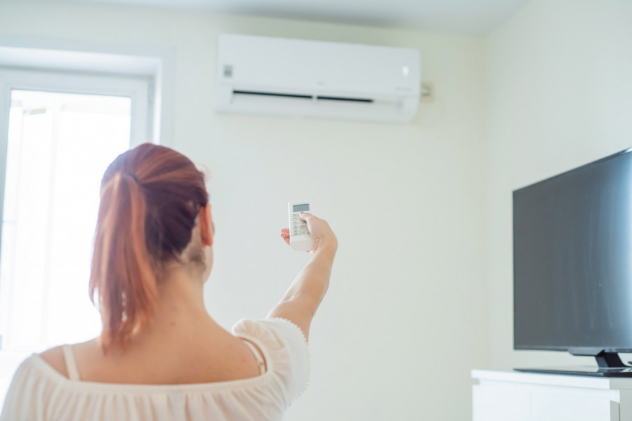 Klima radi, a stan se NE HLADI? Ovaj uređaj može da PODOGNE temperaturu u domu i do 5 stepeni