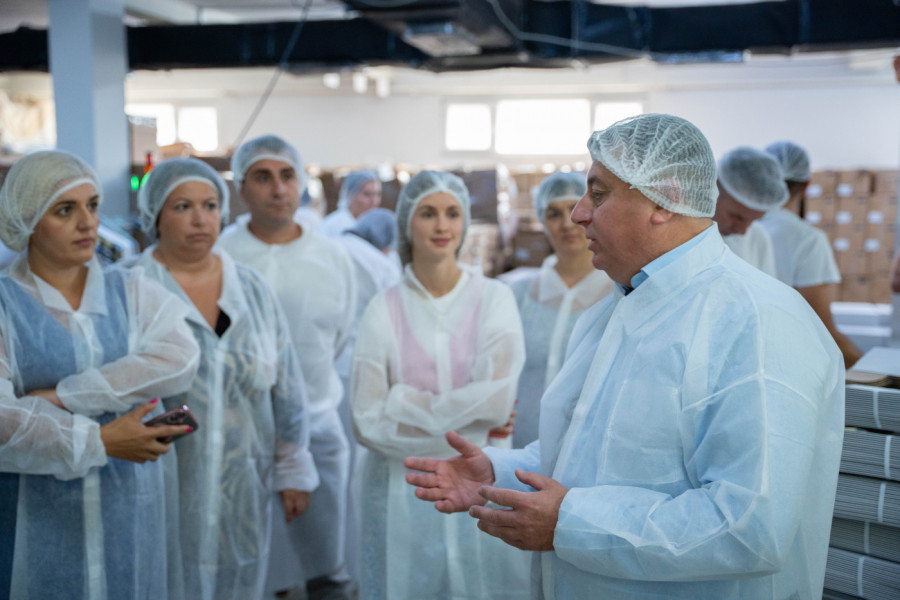 Zavirili smo u FABRIKU ČOKOLADE i ostvarili najveći san iz detinjstva: Ceo dan nam je mirisalo na slatko, a ono što smo zatekli iza zatvorenih vrata nismo očekivali
