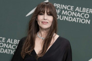 MONIKA BELUČI hipnotisala Monte Karlo lepotom: Ponovo pokazala da je za savršen stil dovoljna jednostavna haljina - a model  laska svakoj figuri