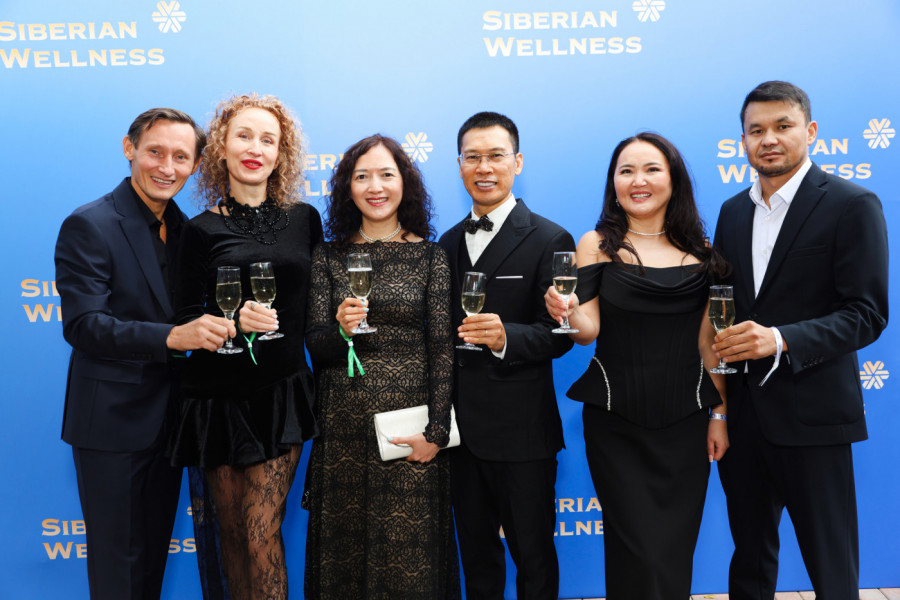 Tri decenije globalnog uspeha: Siberian Wellness proslavio 30 godina poslovanja veličanstvenim događajem u Sankt Peterburgu