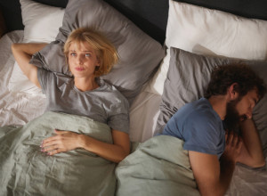 Kada LJUBAV u braku NESTANE, muž počinje ovako da se ponaša: Žene te znake često PREKASNO primete