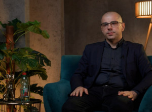 NOĆNO MOKRENJE KOD DECE: Dr Saša Milivojević otkriva šta se krije iza problema koji roditelji često ignorišu (VIDEO)