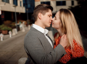 Muškarci svrstali žene u 4 tipa koja najlakše pristaju na intimni odnos: Evo zašto su ove procene potpuno pogrešne
