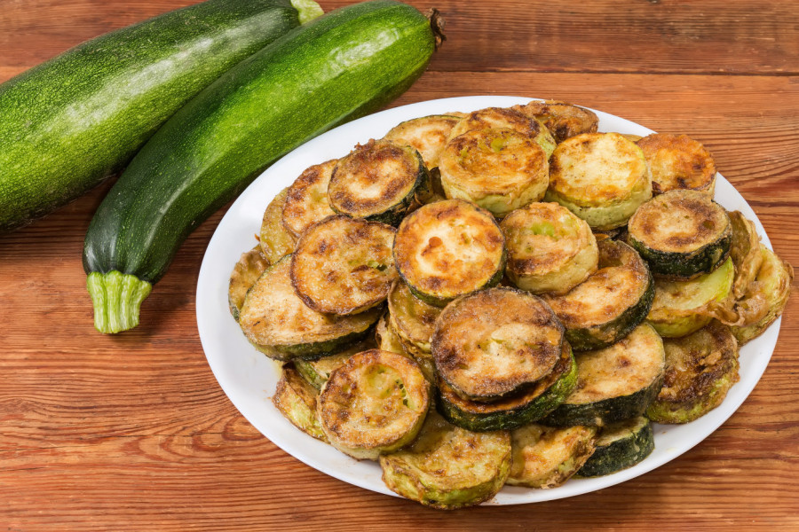 POHOVANE TIKVICE koje su spolja hrskave, a iznutra mekane: Uz ovaj jednostavan TRIK biće savršene svaki put (RECEPT)