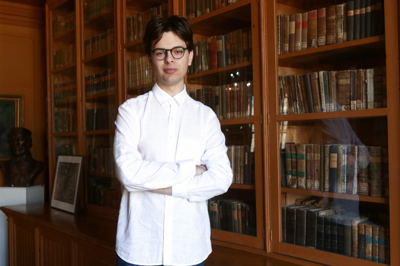 KONSTANTIN SVILOKOS (19) među najboljim mladim govornicima sveta: Sa sedam godina učio Čerčila napamet, a sada briljirao u Londonu!