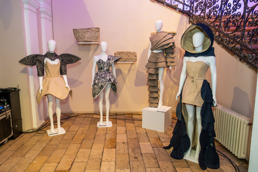 SVEČANO OTVORENO 28. IZDANJE SERBIA FASHION WEEK-A: Spoj mode, umetnosti i zanata u prvom planu
